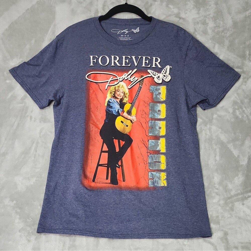 Forever Dolly Heather Blue T-Shirt Size Medium